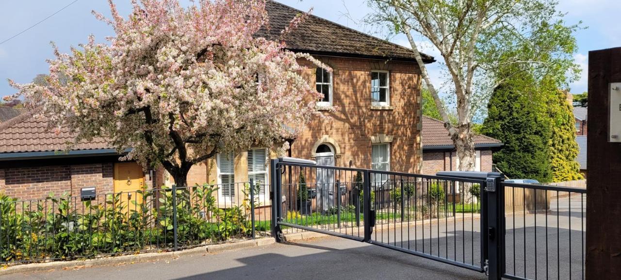 #8 Brunel House Luxury Apartment In Great Malvern Esterno foto